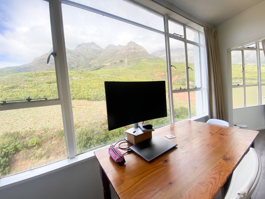 0 Bedroom Property for Sale in Vredehoek Western Cape